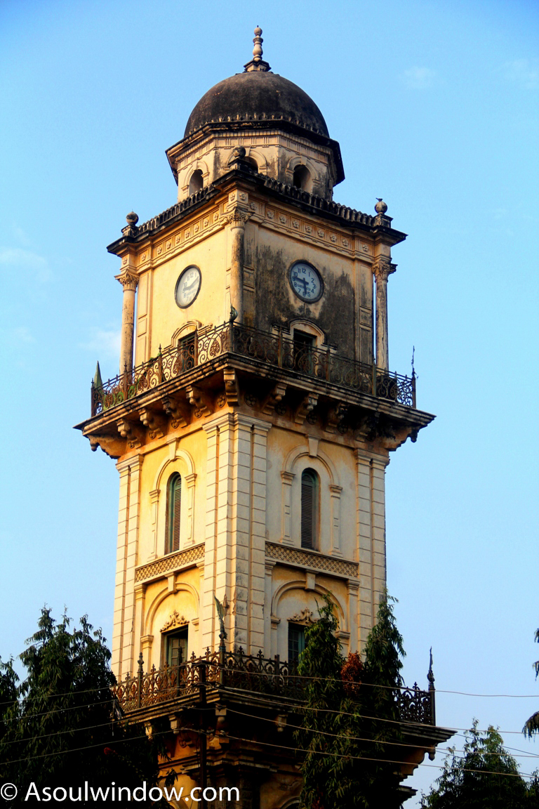 mehboob-chowk-clock-tower
