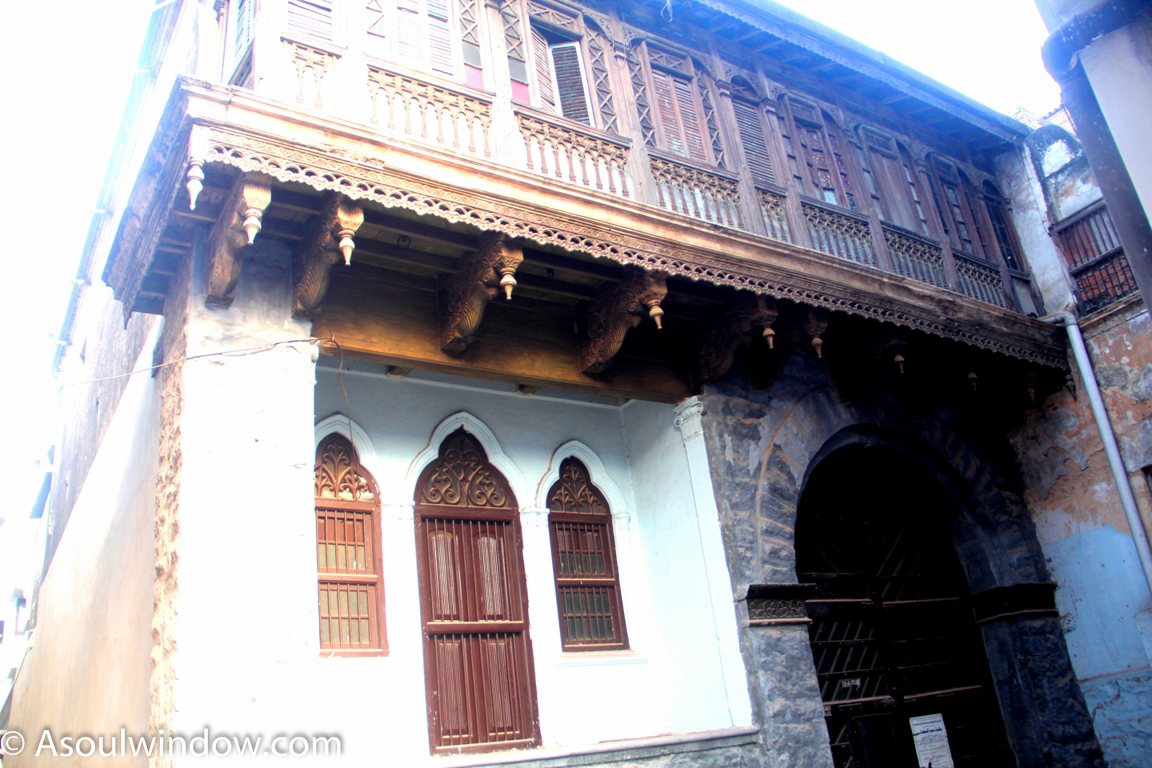 old-houses-in-laad-bazaar