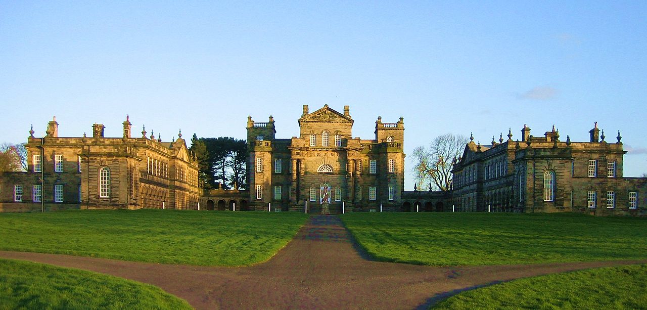 1280px-Seaton_Delaval_Hall_-_all_from_N