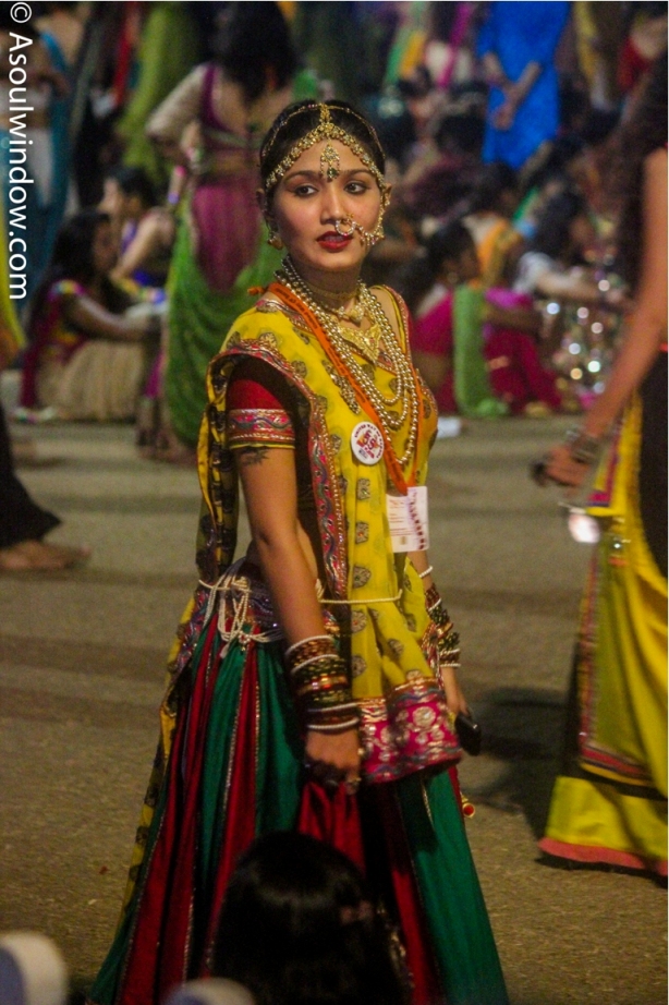 GARBA GYRATIONS GALORE IN UNITED WAY, VADODARA BIGGEST DANCE SHOW IN