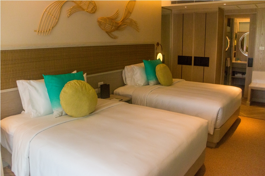 Suite Amari Ocean Tower Pattaya Thailand Resort Hotel (1)