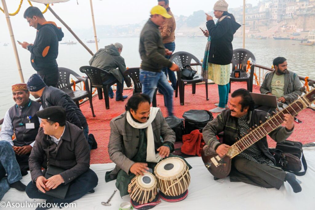 Sitar and Tabla Cultural music show at a bajra or boat