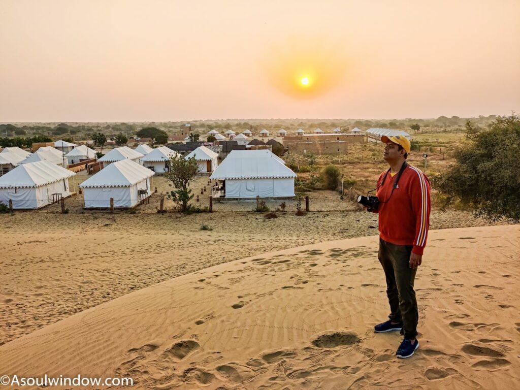 Pal Rajah Desert Camp and Resort Khuri sand dunes Jaisalmer sunrise