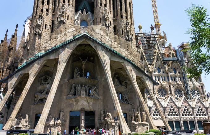 Architecture of La Sagrada Familia Catholic Church in Bacelona, Spain