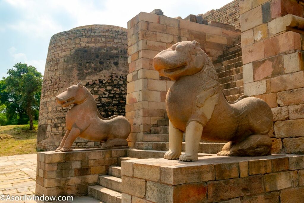 Lion Statue Garhi Padawali Shiva Temple Morena Madhya Pradesh