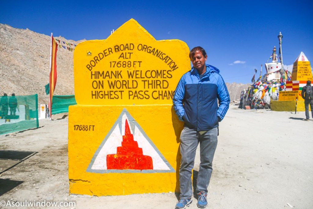 chang la pass signboard Nubra Valley Pangong Lake Leh Ladakh Best Time to visit